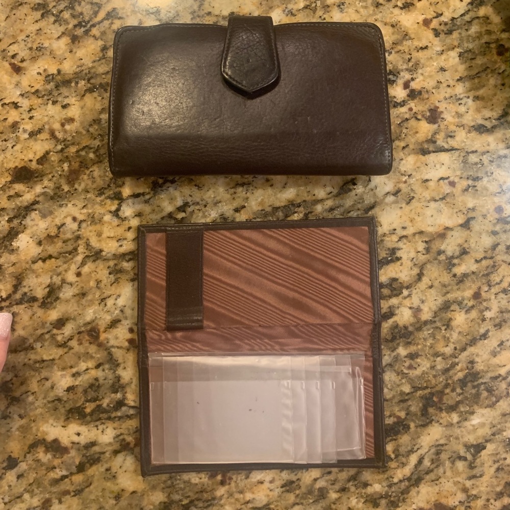 Vintage Dooney brown wallet with checkbook cover
